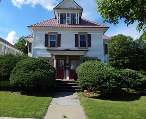 101-103 Center St, Oneonta, NY 13820