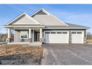 6366 Goodwin Ln, Wyoming, MN 55092