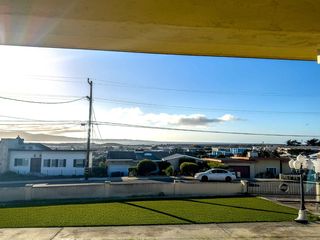 1976 Grandview St, Seaside, CA 93955
