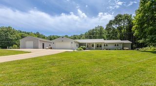 1790 Kent Rd, Ortonville, MI 48462