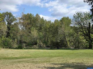 43156 N  River Dr, Sweet Home, OR 97386