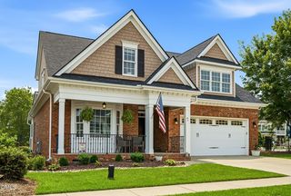 67 Old Grove Ln, Apex, NC 27502