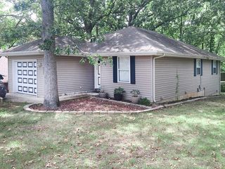 509 S  10th Ave, Ozark, MO 65721