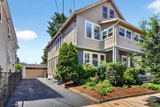25 Irvington Rd, Somerville, MA 02144