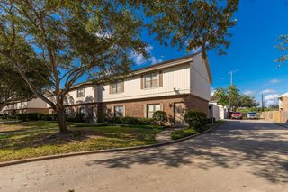 5501 Burnham Dr #3, Corpus Christi, TX 78413