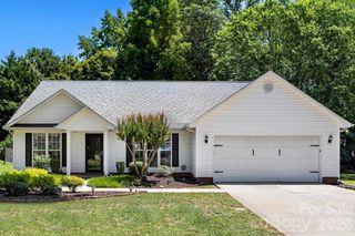 4286 Timberwood Dr, Gastonia, NC 28056