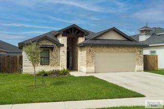 7165 Dominica Dr, Brownsville, TX 78520