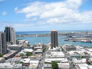 60 N  Beretania St #3210, Honolulu, HI 96817