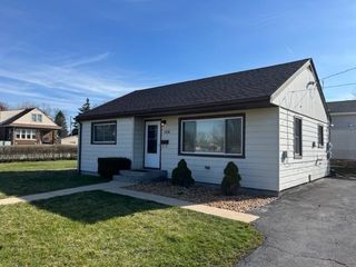 W, Chicago Heights, IL 60411