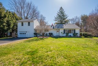 9 East Hill Road, Canton, CT 06019