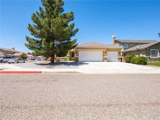 11186 Sofia Way, Adelanto, CA 92301