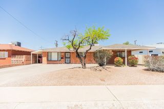 8050 E  Clarendon Ave, Scottsdale, AZ 85251