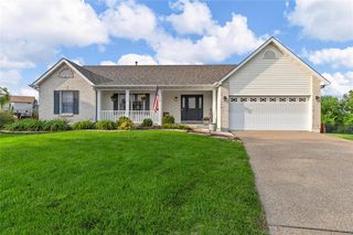 9 Quaint Cottage Ct, O'Fallon, MO 63368