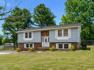 72 Edgemont Ave, Roxboro, NC 27573