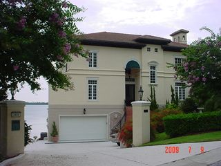 2600 N  Indian River Dr, Cocoa, FL 32922