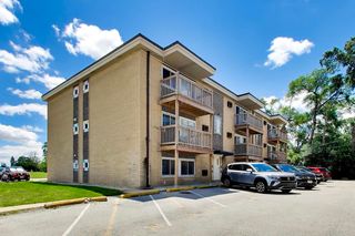 10025 Irving Park Rd #GB, Schiller Park, IL 60176
