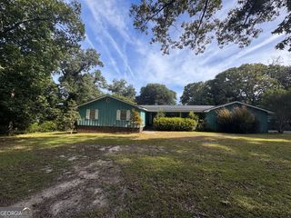 110 Bayview Dr, Perry, GA 31069