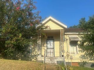 725 Sanders Ave, Poplar Bluff, MO 63901