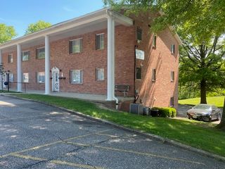 401 Tracy Ln #12, Saint Clairsville, OH 43950
