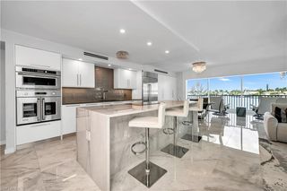 2750 Gulf Shore Blvd. N, #204, Naples, FL 34103