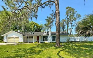 207 8th St SE, Jasper, FL 32052