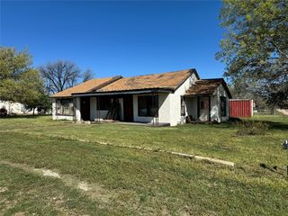 700 S  10th St, Haskell, TX 79521