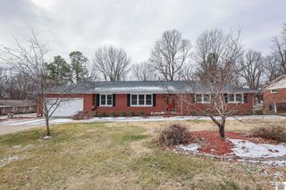 3900 Linda Dr, Paducah, KY 42001