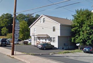 10-12 N  4th St, Stroudsburg, PA 18360