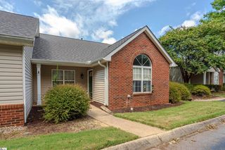 22 Enoree View Dr, Greer, SC 29650