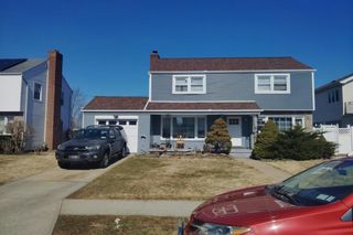 53 Angevine Ave, Hempstead, NY 11550