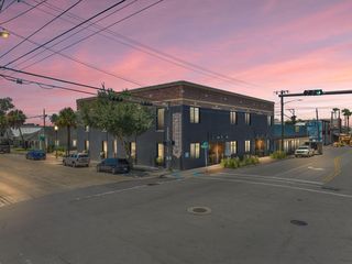 120 E  4th St #6, Panama City, FL 32401