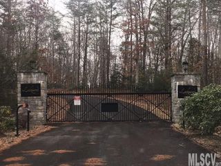 7 Yancey St, Marion, NC 28752