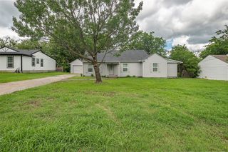 3208 Poplar St, Greenville, TX 75402