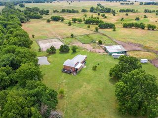 901 County Road 3925, Wolfe City, TX 75496