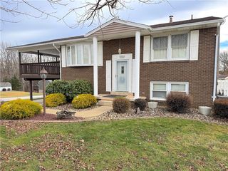 111 Mount Pleasant Blvd, Irwin, PA 15642