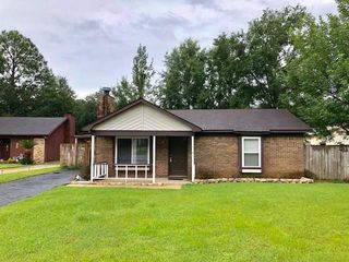 6313 Medearis Ct, Mobile, AL 36693