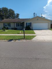 285 Hickory Ave, Merritt Island, FL 32953