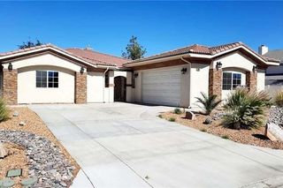 13695 Driftwood Dr, Victorville, CA 92395