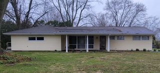 6521 Donna Dr, Fort Wayne, IN 46819