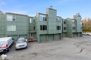 403 Sweetgale Ct #403, Anchorage, AK 99518