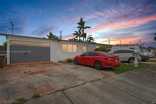 1175 W  33rd St, Hialeah, FL 33012