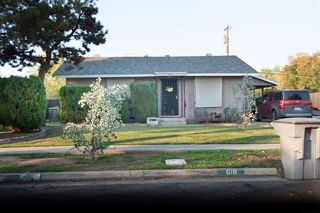 618 W Simpson Ave, Fresno, CA 93705