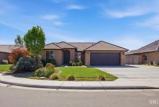 6507 Sunchase Dr, Bakersfield, CA 93313