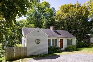 50 Millerton Road, Lakeville, CT 06039