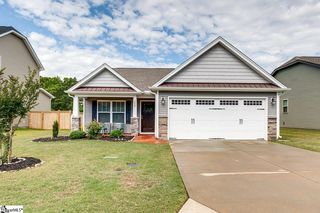 220 Everard Ln, Greer, SC 29650