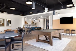 600 30th Ave S #305, Moorhead, MN 56560