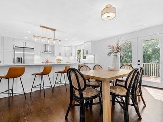 19 Cedar St, Wilmington, MA 01887