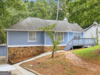 5280 Nathan Dr NW, Lilburn, GA 30047