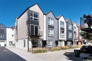 5570 W 10th Place, Lakewood, CO 80214