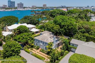 345 Pendleton Ln, Palm Beach, FL 33480